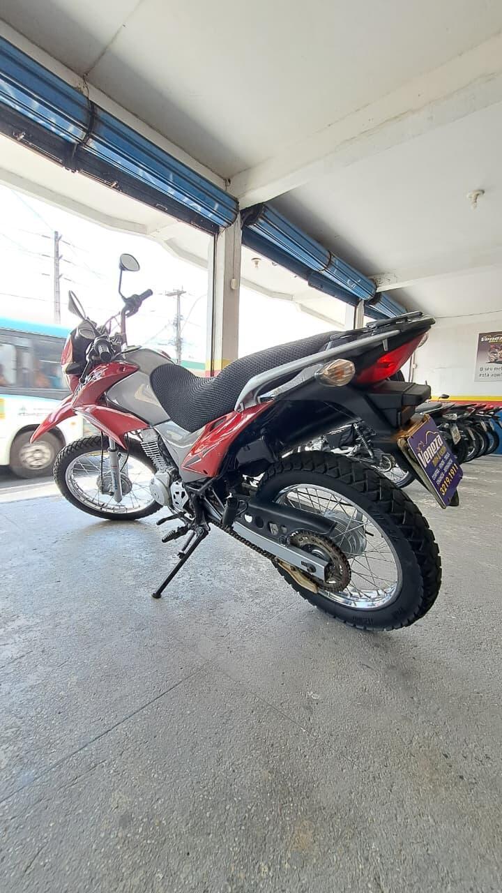 HONDA BROS 150 ES TRASEIRA ESQUERDA